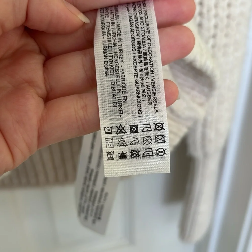 Zara Black and White Cream Bow Knit Sweater Ruffled - Picture 5 of 5